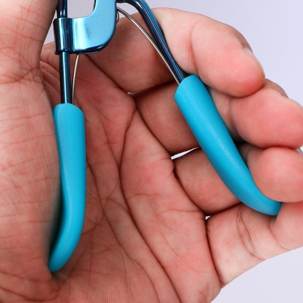 Ruibow Eyelash Curlers for Women Eyelash Curler with 3 Replacement Refill Pads Lash Curler Premium Quality Eye Lash Curler Makeup Eyelashes Tool to Curl and Lifted Lashes (Blue) - Image 5